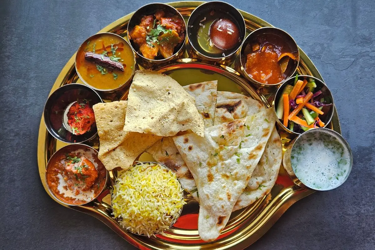 Wedding packages by Sri Venkateswara Catering Service, Chennai, with dinner and tiffin catering on banana leaf